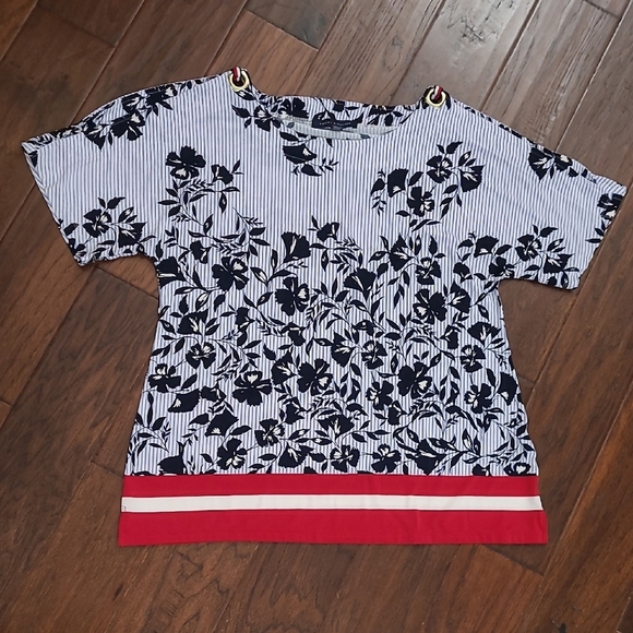 Tommy Hilfiger Cold Shoulder blue striped floral top size XL - Picture 1 of 6